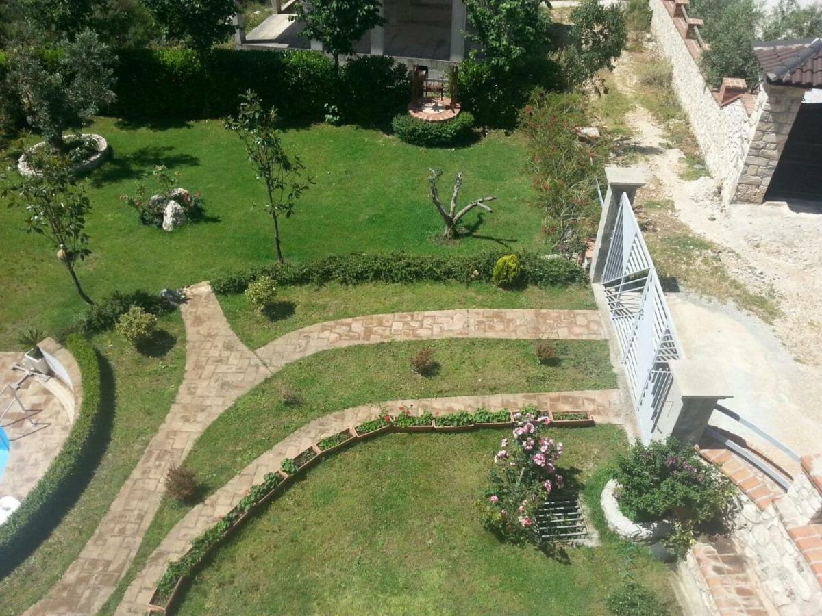 Vila Elida Trajas エクステリア 写真